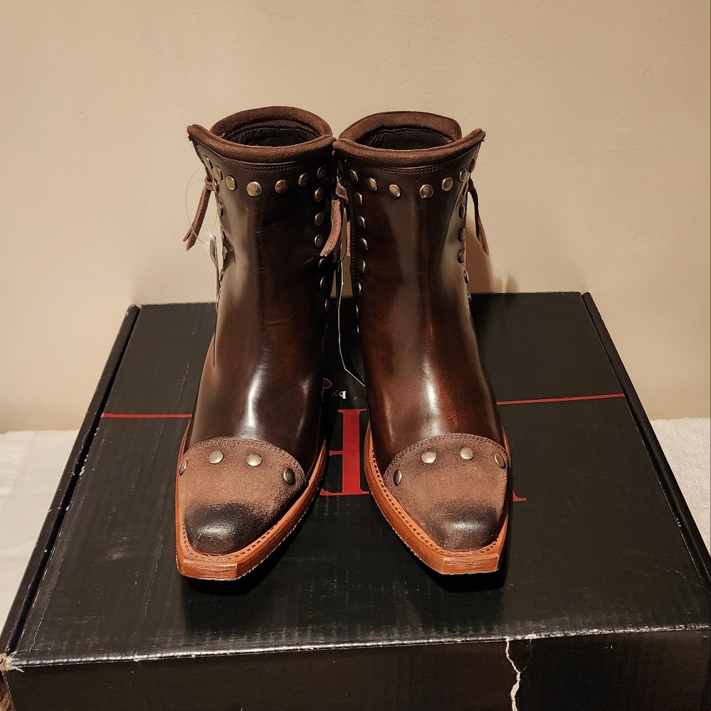 Reba Boots